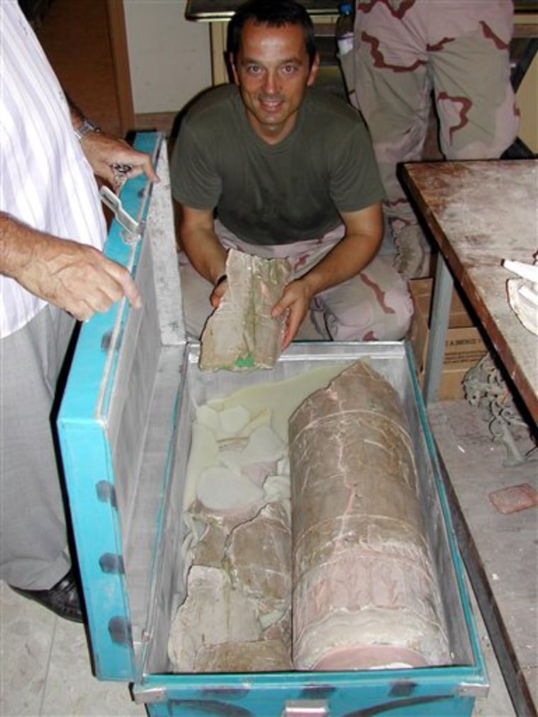IRAQ LOOTED ANTIQUITIES