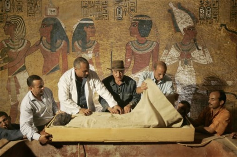 APTopix Egypt King Tut's Mummy