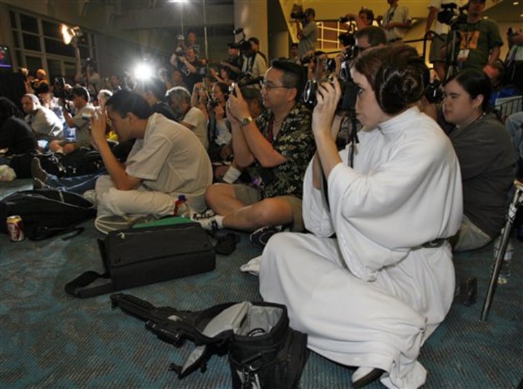 COMIC CON COSTUME CONTEST