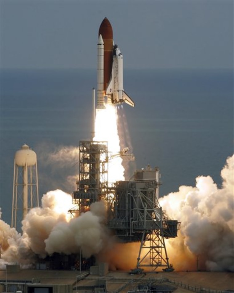 APTOPIX Space Shuttle