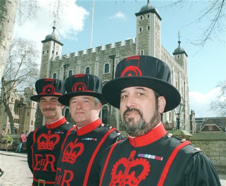 BRITAIN FEMALE BEEFEATER