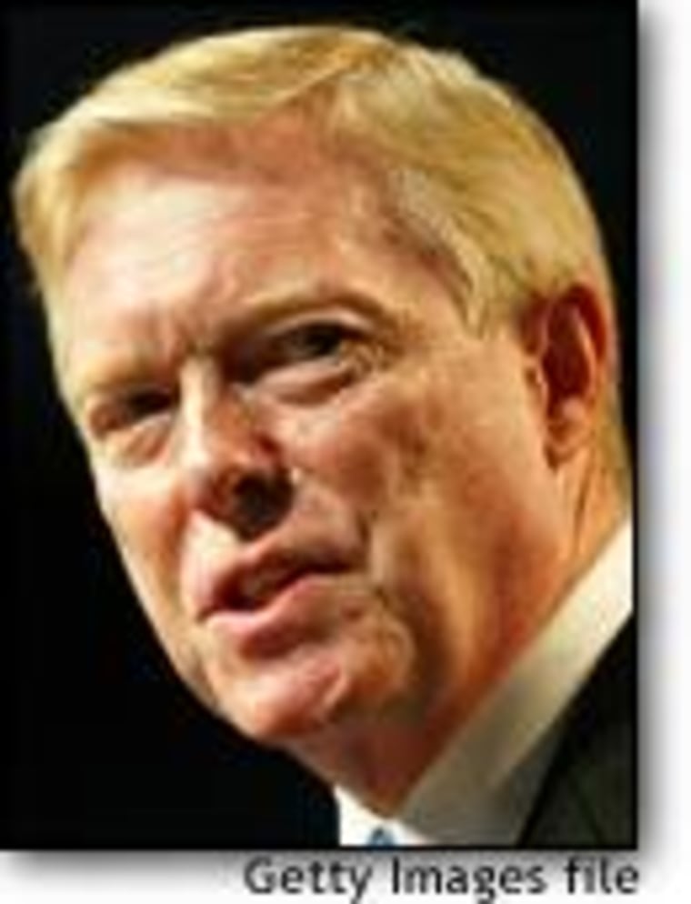 Dick Gephardt has sharpened his criticism of President Bush's Iraq policy.