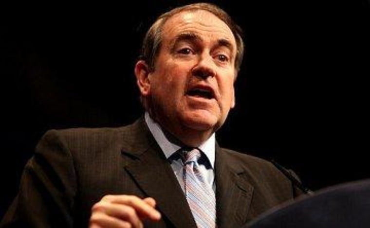 Huckabee willing to look 'outside the tent'