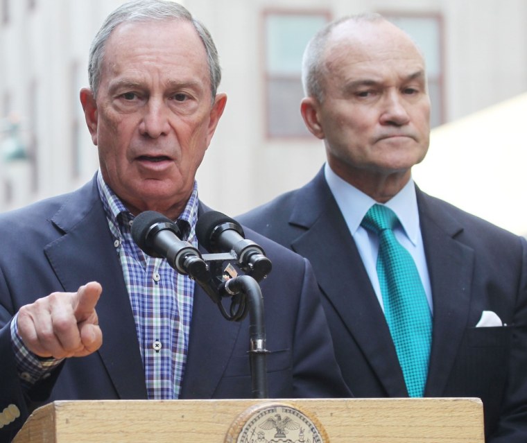 Mayor Michael Bloomberg(C) and police commissioner Ray Kelly(R) hold a press conference after a shooting outside the Empire State Building on August 24.
