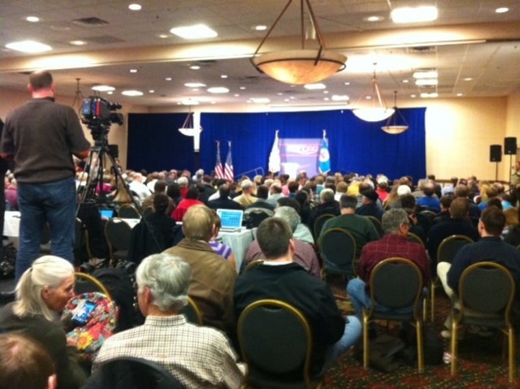 The event is about to start. Still 30 minutes away from newt scheduled appearance.