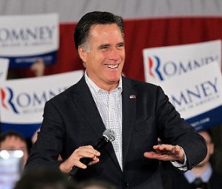 Romney scores easy win in Washington