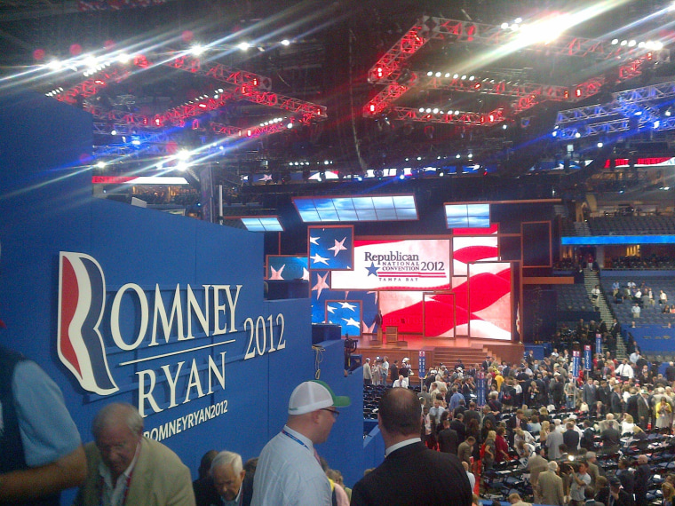 Tampa Bay Times Forum fills ahead of Ann Romney and Gov. Chris Christie's speeches.