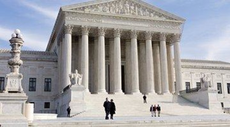 Supreme Court strikes down part of Voting Rights Act