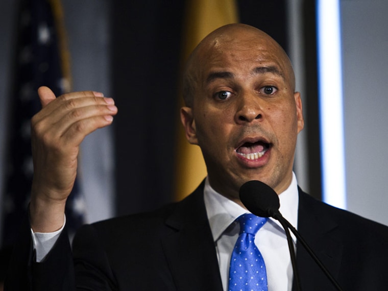 Newark Mayor Cory Booker announces his plans to run for the U.S. Senate seat during a news conference in Newark, June 8, 2013. (Photo by Eduardo Munoz/Reuters)