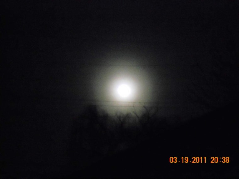 \"super\" moon in Monroe County, MIthe halo was sooo cool