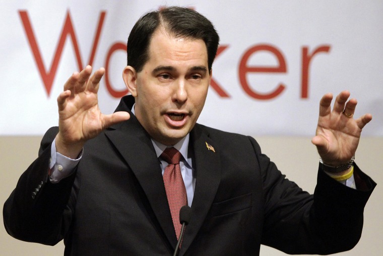 Wisconsin Gov. Scott Walker speaks to the Illinois Chamber of Commerce Tuesday, April 17, 2012 in Springfield, Ill.