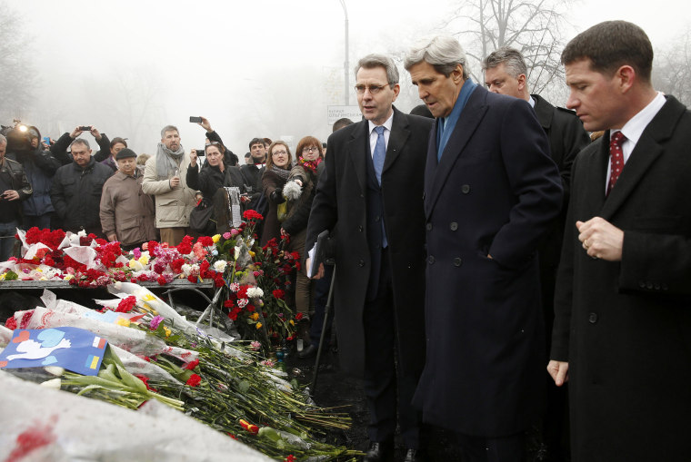Secretary of State John Kerry visits the Shrine of the Fallen in Kiev, Ukraine, Tuesday, March 4, 2014.
