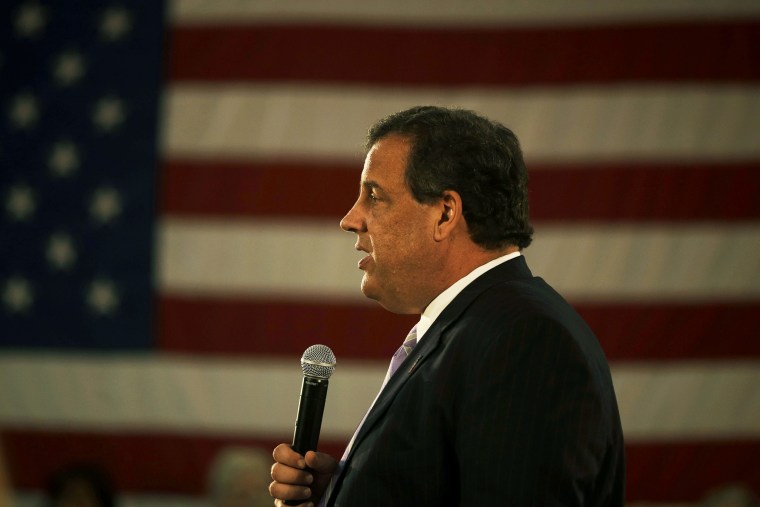 New Jersey Gov. Chris Christie addresses a gathering at a town hall meeting, May 28, 2014.