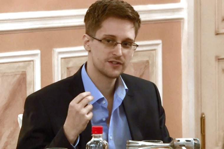 Image: Russia extends Snowden residence permit by three years