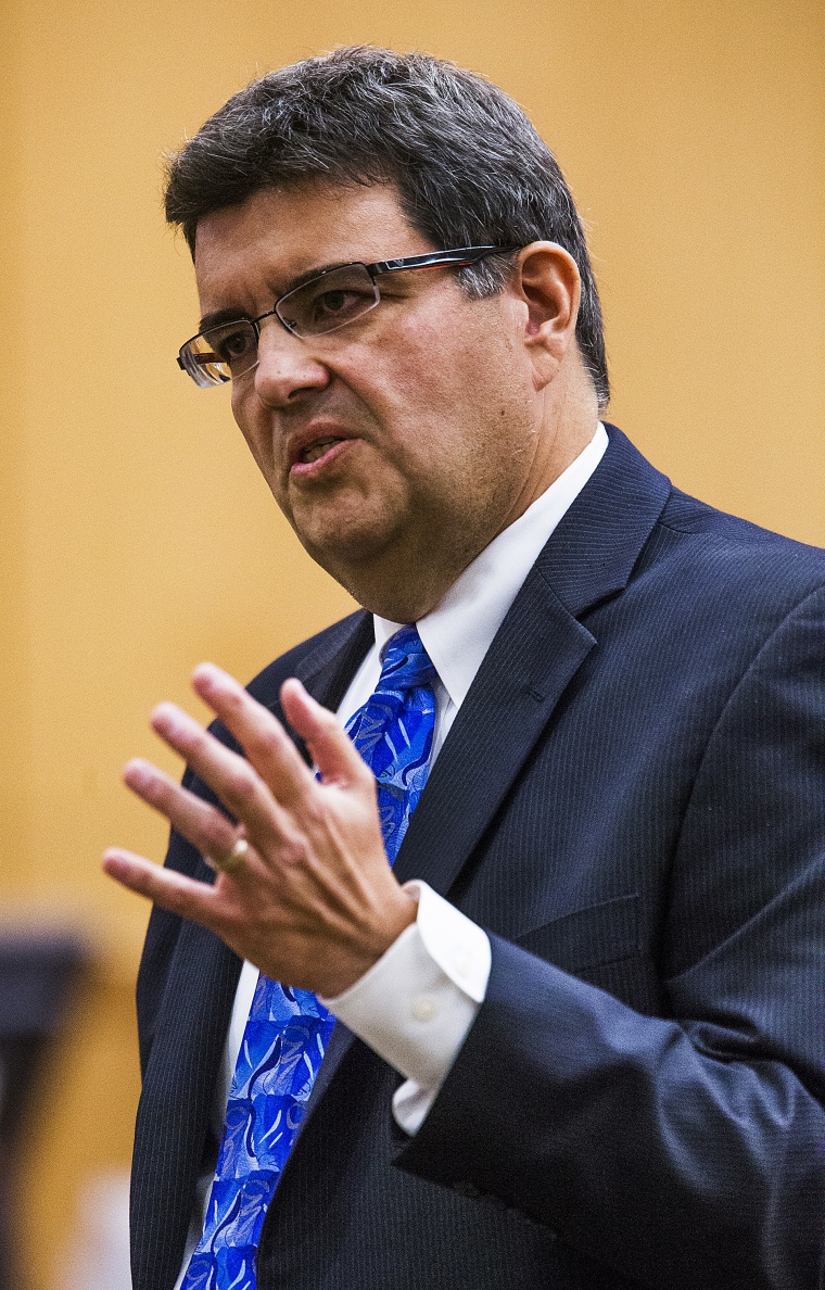 Defense attorney Kirk Nurmi makes his opening statement in the Jodi Arias sentencing retrial in the Maricopa County Superior Court room of Judge Sherry...