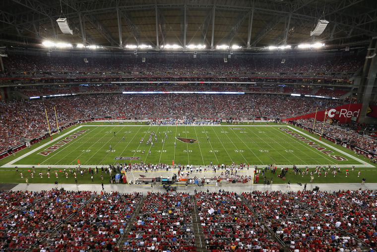 General view of action between the San Diego Chargers and the Arizona Cardinals during the NFL game at the University of Phoenix Stadium on Sept. 8, 2014 in Glendale, Ariz.