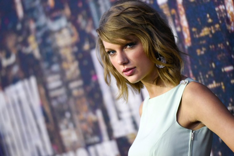 Singer Taylor Swift attends the SNL 40th Anniversary Special at Rockefeller Plaza on Feb. 15, 2015, in New York.