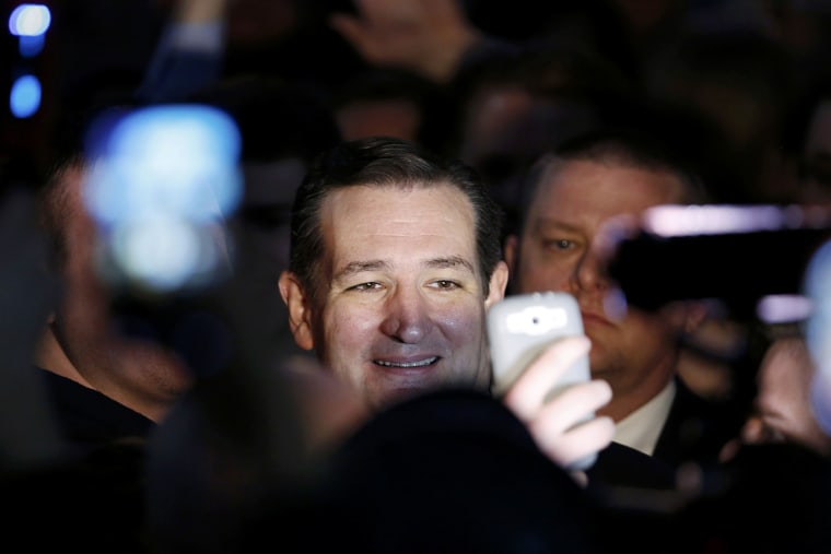 U.S. Senator Ted Cruz (R-TX) is surrounded by students and cameras after confirming his candidacy for the 2016 U.S. presidential election race during a speech at Liberty College in Lynchburg, Va. on March 23, 2015. (Photo by Chris Keane/Reuters)