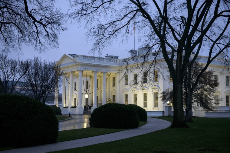 A view of the White House on Dec. 6, 2014 in Washington, DC. (Photo by Brendan Smialowski/AFP/Getty)