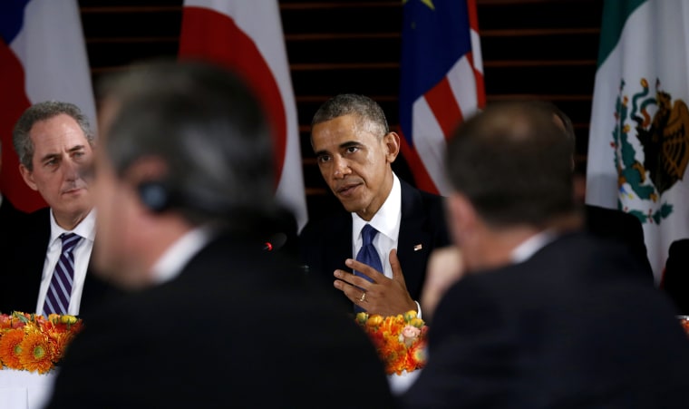 U.S. President Barack Obama meets with the leaders of the Trans-Pacific Partnership (TPP) countries in Beijing Nov. 10, 2014. (Photo by Kevin Lamarque/Reuters)