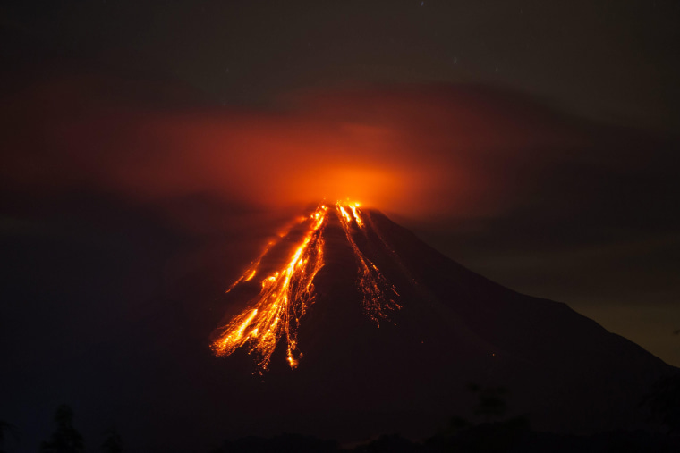General view of the Colima volcano, located in western Mexico, on July 10, 2015. (Photo by Sergio Tapiro Velasco/EPA)