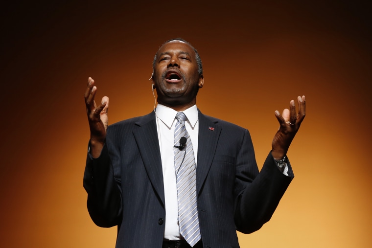 Ben Carson announces his candidacy for president during an official announcement in Detroit, May 4, 2015. (Photo by Paul Sancya/AP)