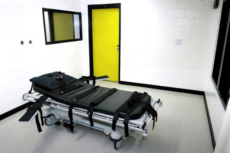This Oct. 24, 2001 file photo shows the death chamber at the state prison in Jackson, Ga. (Photo by Ric Field/AP)