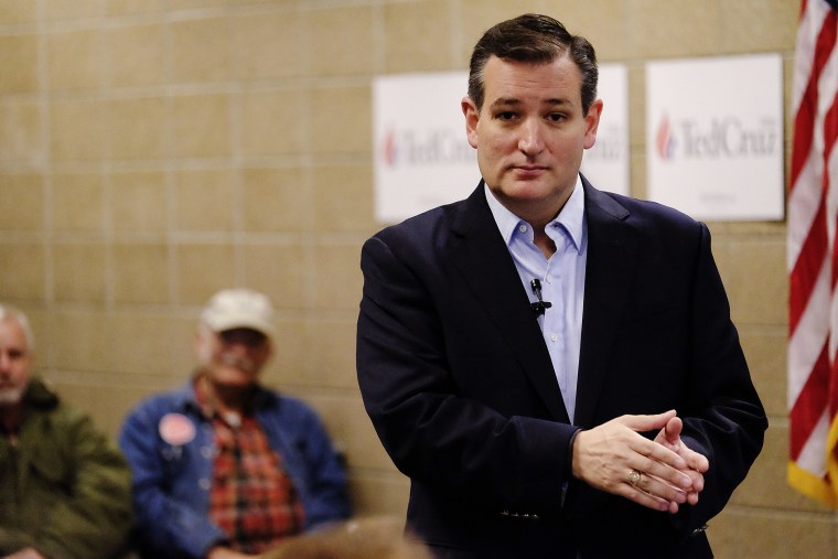 U.S. Sen. Ted Cruz (R-TX) campaigns in Sioux City, Iowa Friday, Nov. 20, 2015, at Briar Cliff University, a private Catholic school. (Photo by Jerry Mennenga/ZUMA)