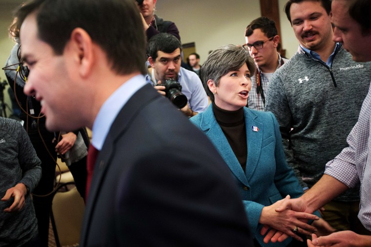 Republican presidential candidate Sen. Marco Rubio (R-FL) campaigns with Sen. Joni Ernst (R-IA) at a rally on Jan. 25, 2016 in Des Moines, Iowa. (Photo by Scott Olson/Getty)
