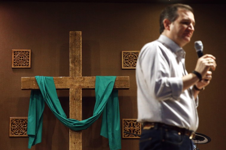 Republican presidential candidate, Sen. Ted Cruz, R-Texas speaks during a town hall at Praise Community Church in Mason City, Iowa, Jan. 8, 2016. (Photo by Patrick Semansky/AP)