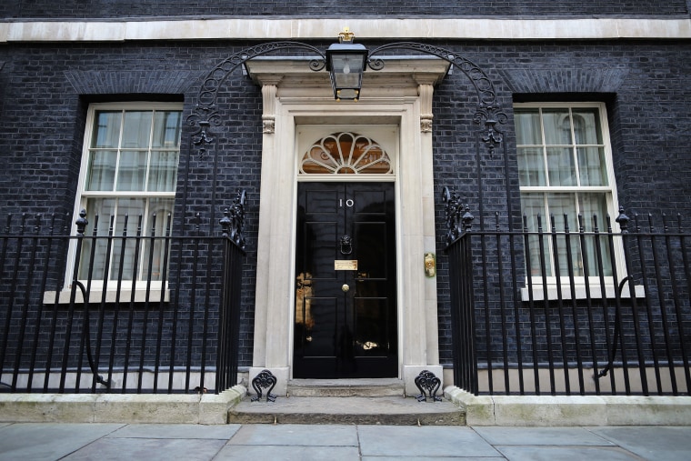 Number 10 Downing Street's front door on Feb. 17, 2015 in London, England. (Photo by Dan Kitwood/Getty)