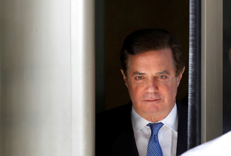 Image: FILE PHOTO: Former Trump campaign manager Paul Manafort departs from U.S. District Court