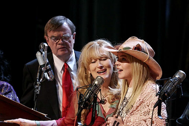 Garrison Keillor is the emcee of a radio show celebrating its final hurrah. Meryl Streep and Lily Tomlin play the singing Johnson sisters who help close the show.