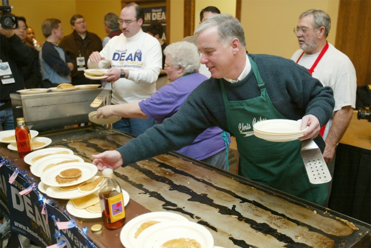 Dean's Bus Tour Drives Into The Final Weekend Before The Caucus