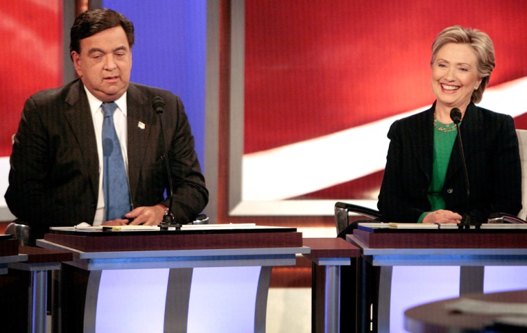 Image: Presidential Candidates Richardson and Clinton debate In New Hampshire Ahead Of Primary