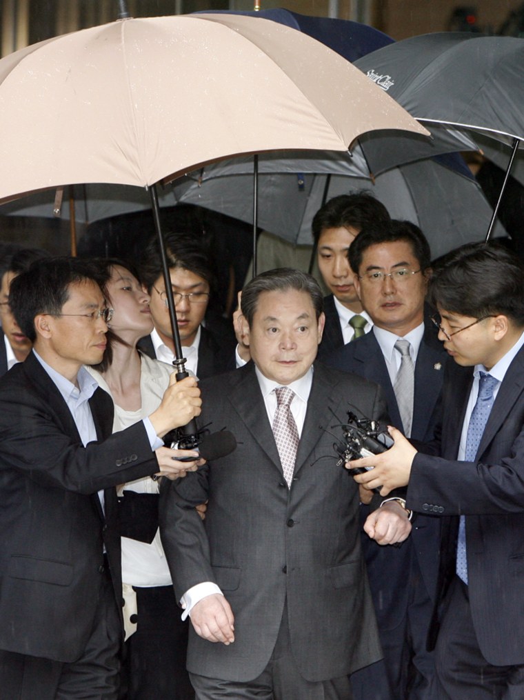 Image: Lee Kun-hee, former Samsung Group chairman