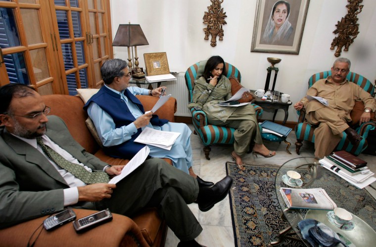 Image: Leaders of Pakistan's ruling coalition meet in Islamabad