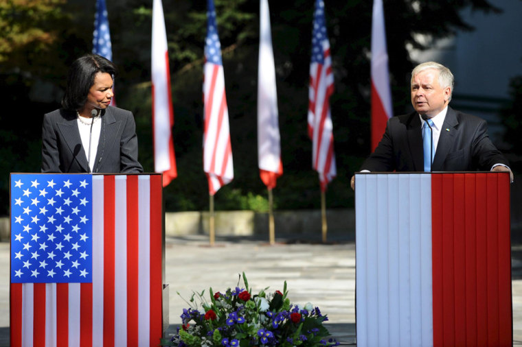 Image: US State Secretary Condoleezza Rice with Polish President Lech Kaczynski