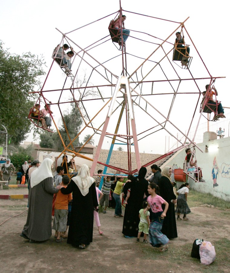 Image: Ferris wheel in northern Baghdad's Adhamiya district