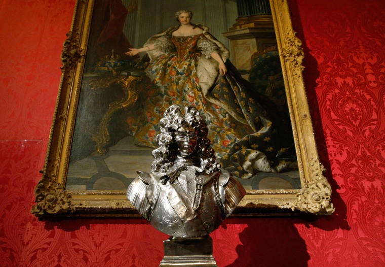 Image: Sculpture  \"Louis XIV\"