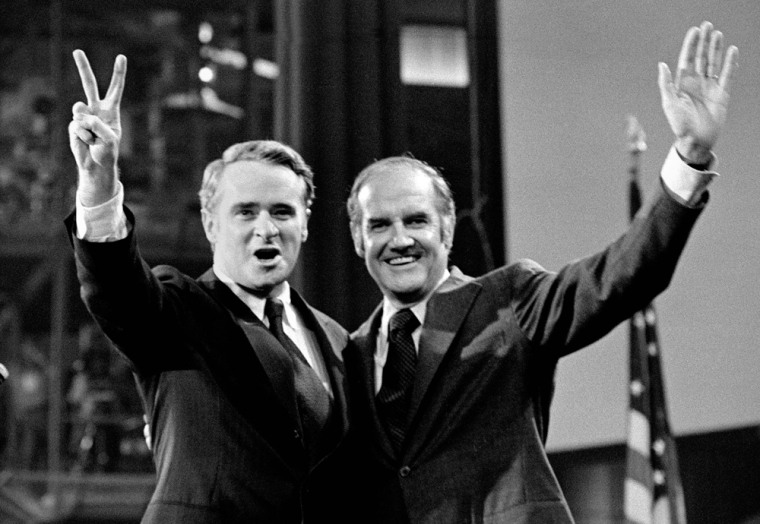 Image: Thomas Eagleton and George McGovern at the DNC in 1972