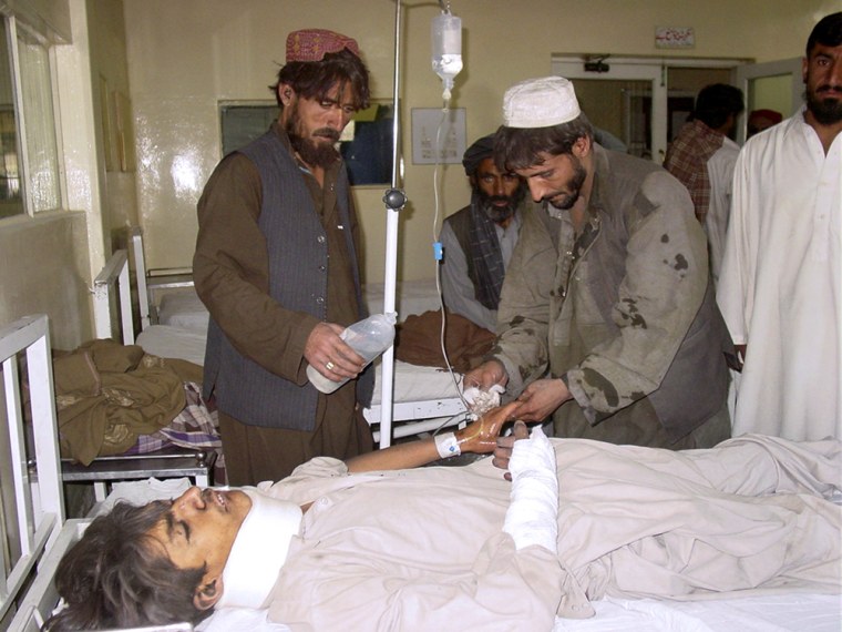 Image: Earthquake victim in Quetta, Pakistan