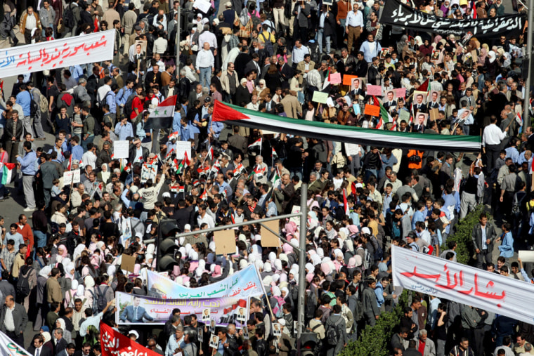 Image: Syrians demonstrate in Damascus