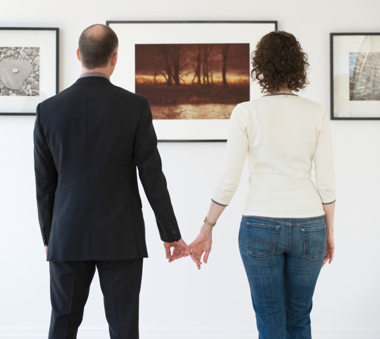 Image: Couple at a museum