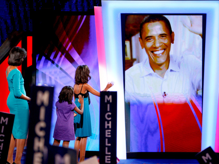 Image: Michelle Obama, Malia Obama, Sasha Obama