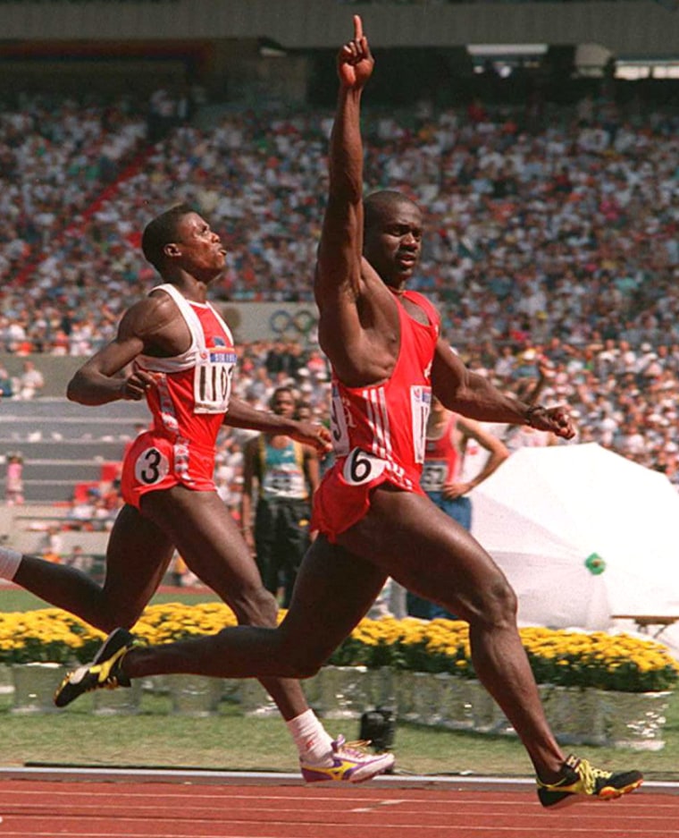 Picture dated 24 September 1988 of Ben Johnson (r)