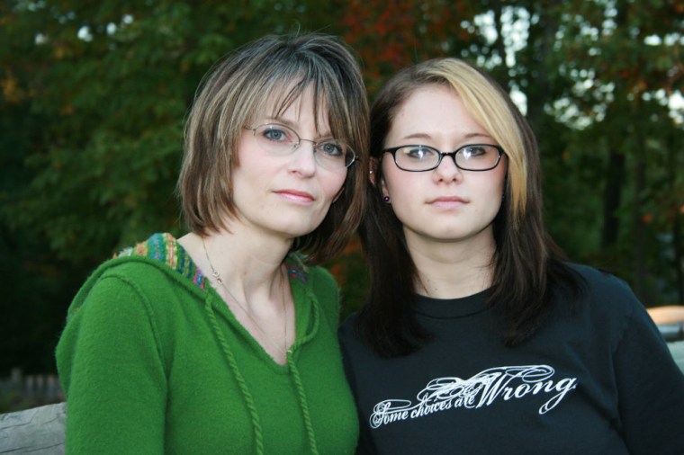 Stephanie Hoffmeier, 16, right, and her mother, Bernadette Hoffmeier.