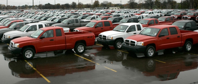 Chrysler recalled 2001 to 2002 Dodge Dakota pickup trucks along with other vehicles after nine incidents involving injuries were reported.