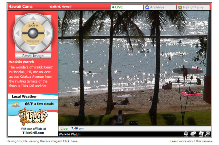 Image: front page of Hawaii Cams, which links to a live view of the beach