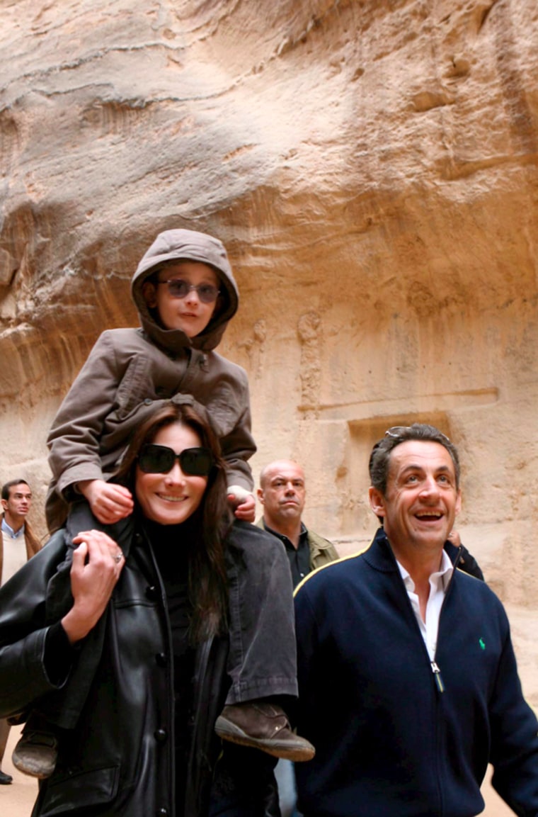 French President Nicolas Sarkozy and Carla Bruni visit Jordan